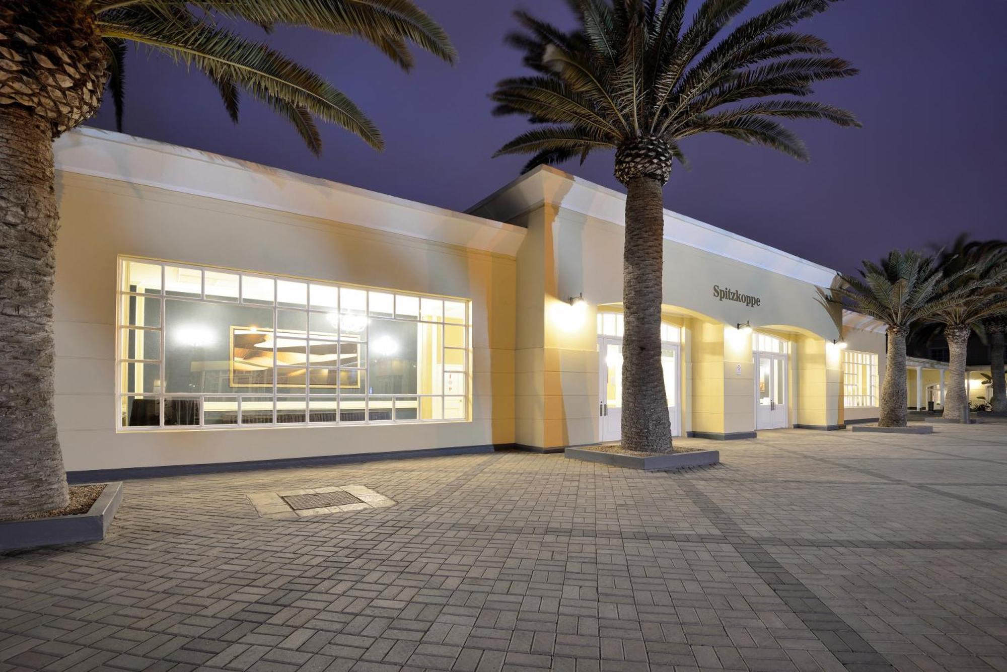 Swakopmund Hotel & Entertainment Centre Bagian luar foto