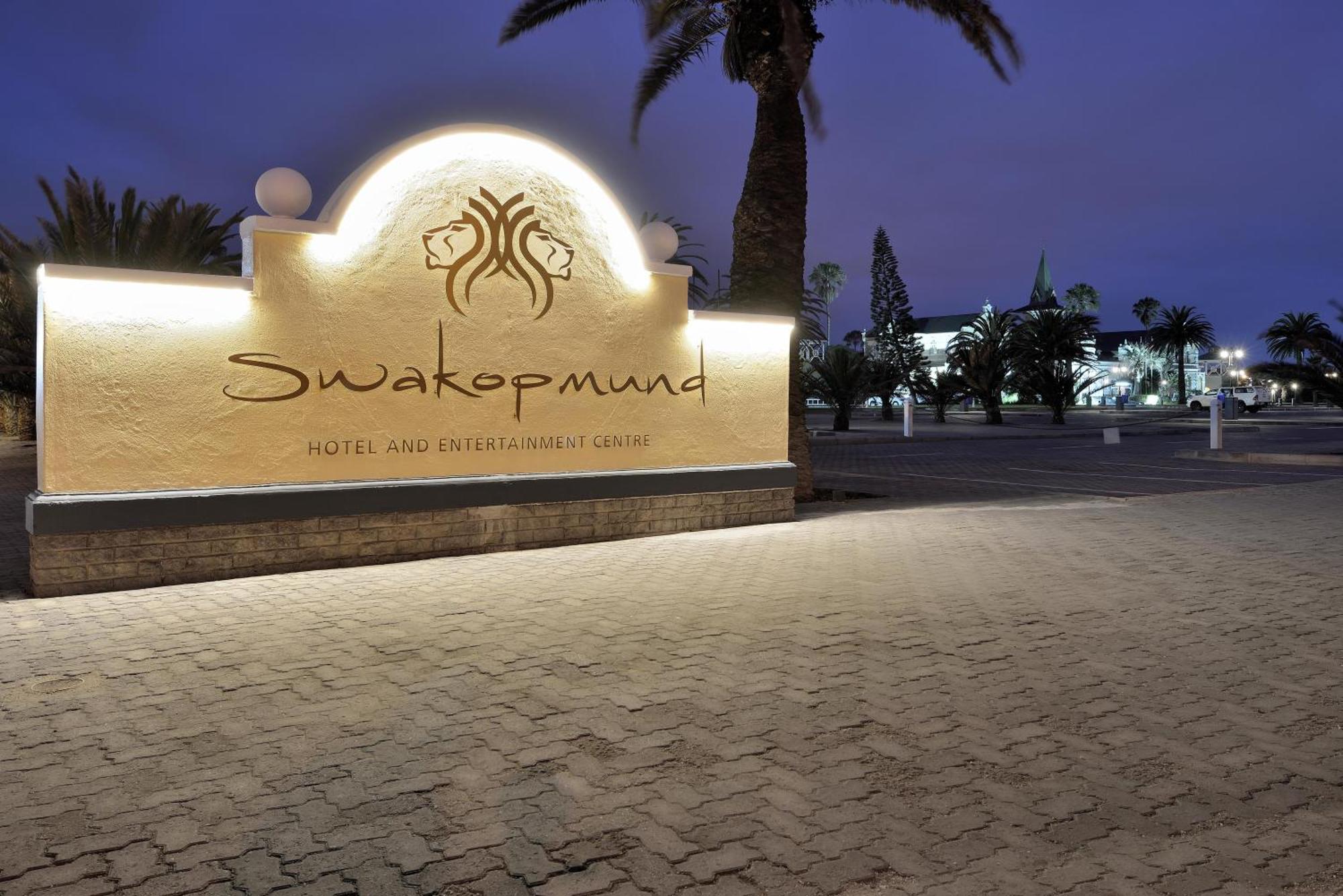 Swakopmund Hotel & Entertainment Centre Bagian luar foto